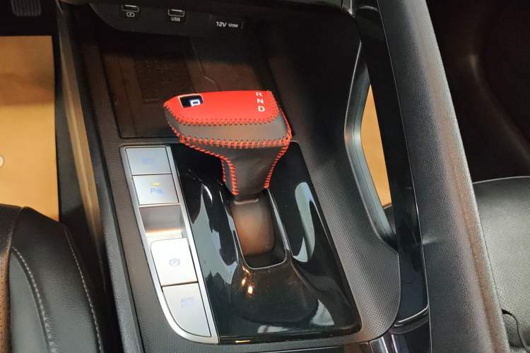 Used Hyundai Elantra 2022 1.5L CVT LUX Prestige Edition