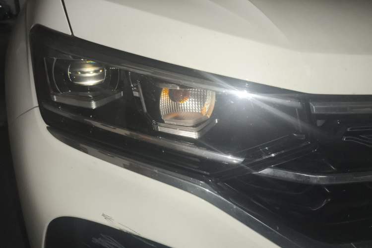 Used Volkswagen Tayron X 2020 330TSI Two-Wheel Drive Luxury Smart Connectivity Version