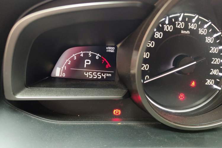 Used Mazda CX-4 2018 2.0L Automatic Two-Wheel Drive Blue Sky Dynamic Version China V Standard