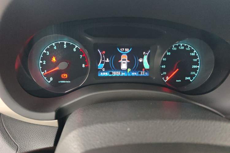 Used BYD Song 2017 Gaishe Upgrade Edition 1.5TID Automatic Elite Model Odometer Close Up