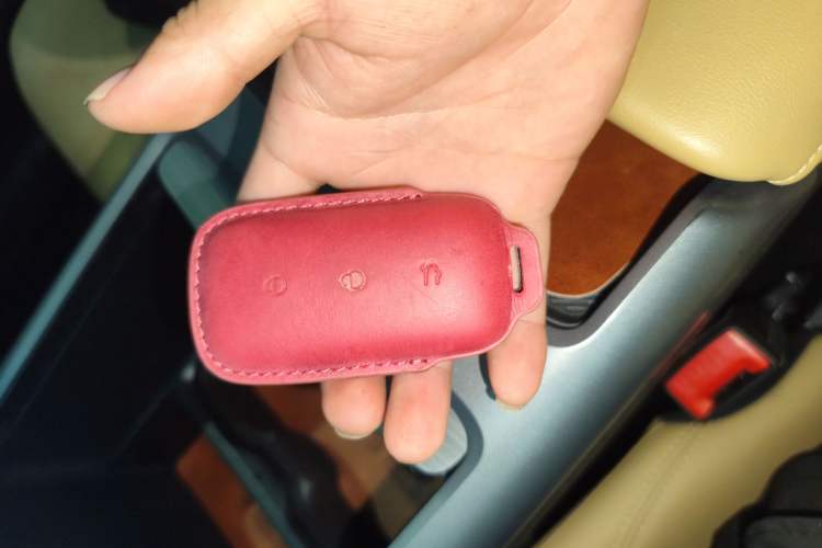 Used Geely Galaxy L6 2024 125km PLUS Dragon Edition Vehicle Key