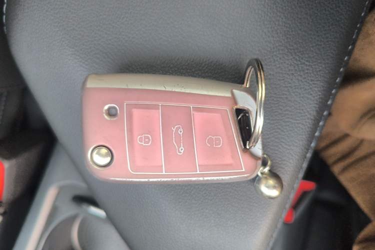 Used Volkswagen Sagitar 2021 280TSI DSG Excellence Edition Vehicle Key