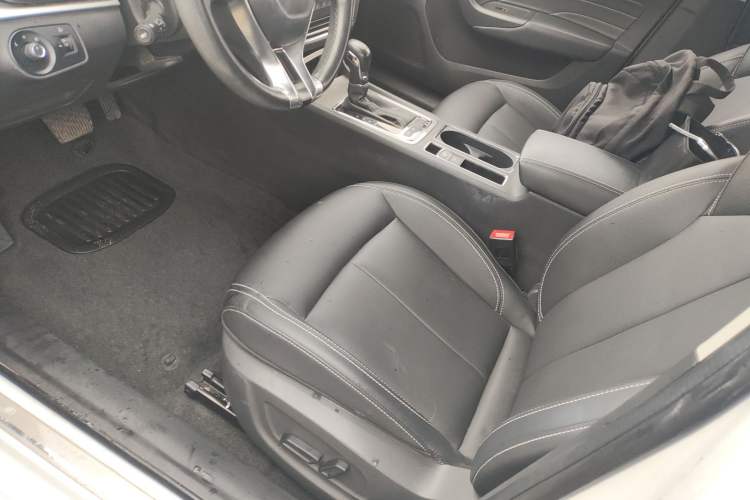 Used Roewe i6 2018 20T Automatic Flagship Edition