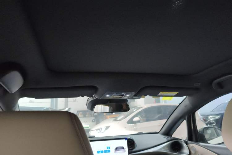 Used BYD Dolphin 2025 Intelligent Driving Version 410 km Fashion Edition
