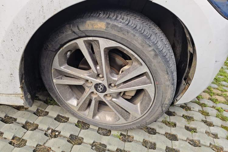 Used Hyundai Elantra (6th Generation / Lingdong) 2016 1.6L Automatic ZhiXuan – Elite Version