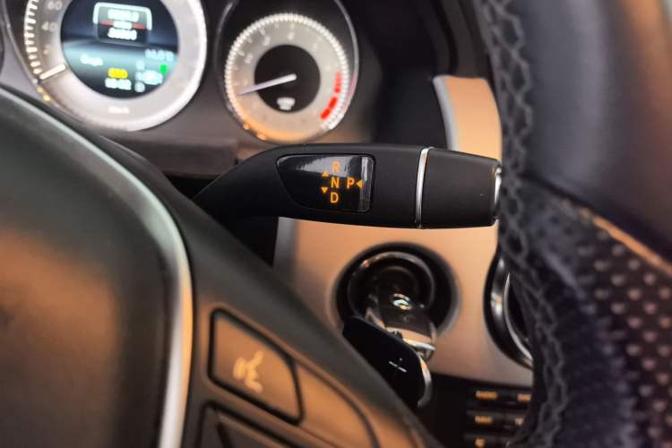 Used Mercedes-Benz GLK-Class 2014 GLK 260 4MATIC Dynamic Model