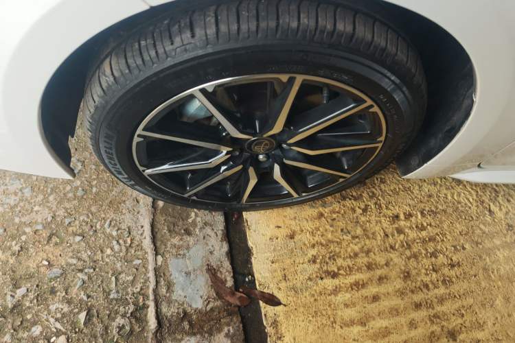 Used Toyota Levin 2023 Smart Electric Hybrid Dual-Engine 1.8L Sport Edition Exterior 2