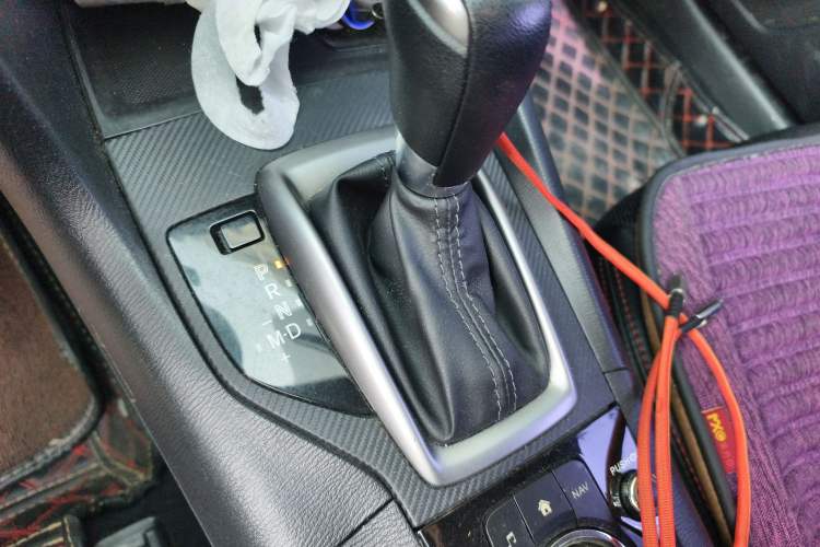 Used Mazda 3 Axela 2017 Sedan 1.5L Automatic Comfort Model Emission Standard China V
