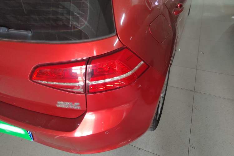 Used Volkswagen Golf 2016 230TSI Automatic Comfort Version Right Rear Taillight