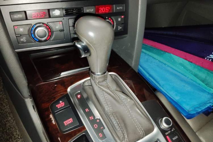 Used Audi A6L 2006 3.2 FSI Technology Leading Edition Gear Lever