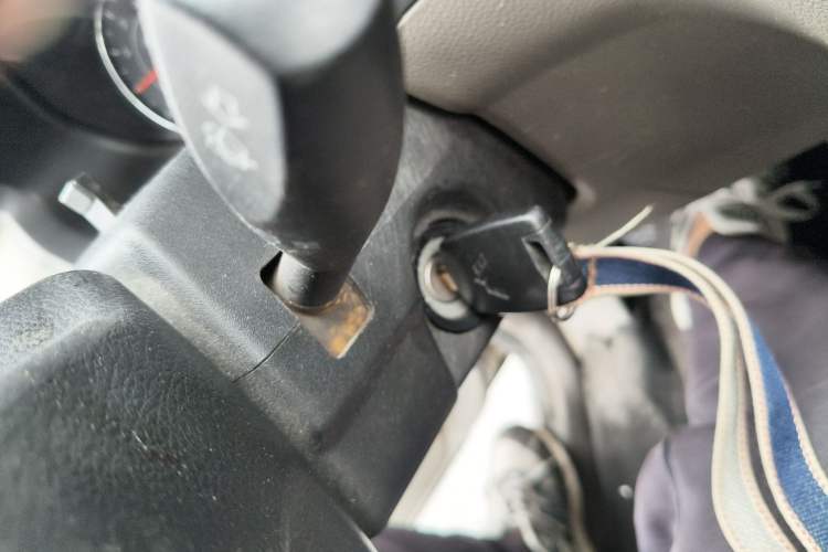 Used Wuling Zhiguang V 2017 1.2L Base Version LMH Vehicle Key