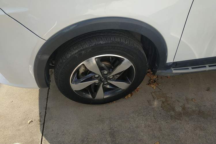 Used JAC Refine S3 2017 1.6L Manual Luxury Smart Model