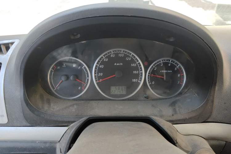 Used Foton Scenic 2011 2.0L Express Classic Long-Wheelbase Version 486EQV4
