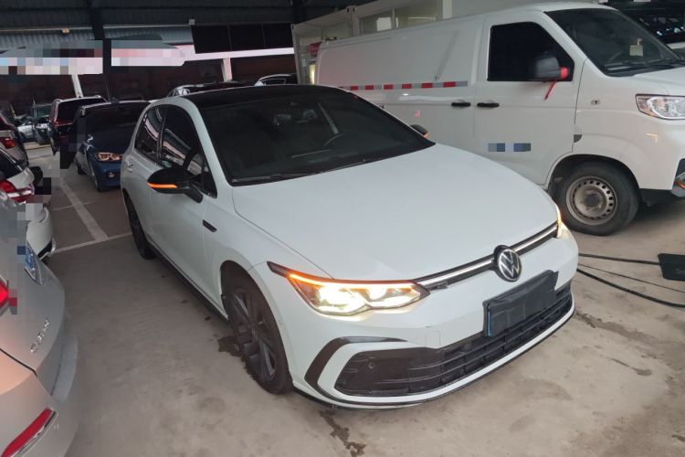 Used Volkswagen Golf 2021 280TSI DSG R-Line Front Right 45 Deg