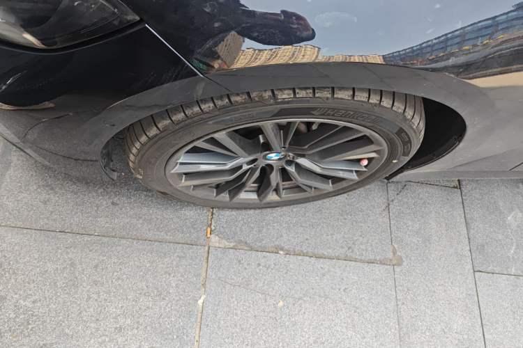 Used BMW 3 Series 2022 Updated 330i M Sport Night Edition Package Exterior 4