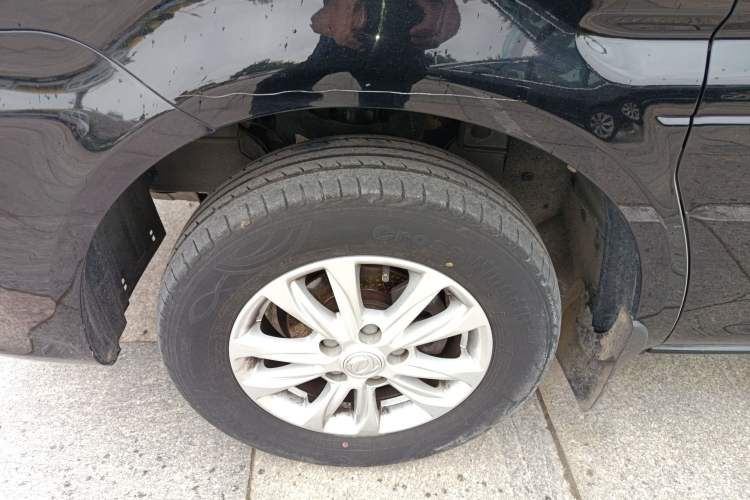 Used FORTHING Lingzhi 2020 M5L 2.0L Luxury 7-Seater