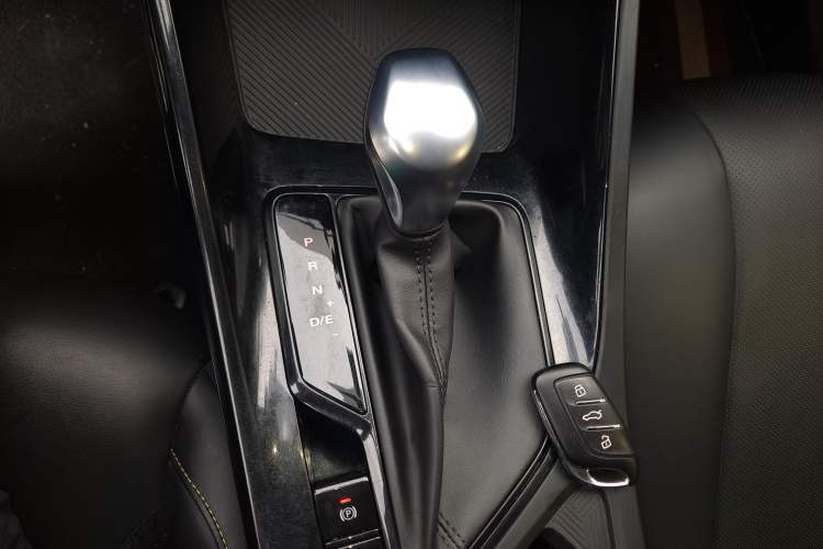 Used Roewe i5 2021 1.5L CVT Diamond Edition
