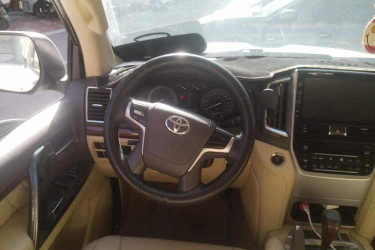 Used Toyota Land Cruiser  Steering Wheel