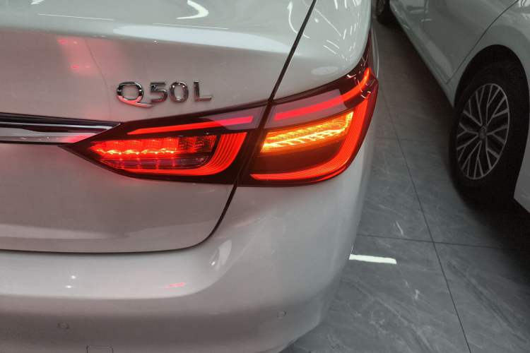 Used Infiniti Q50L 2022 2.0T Comfort Edition