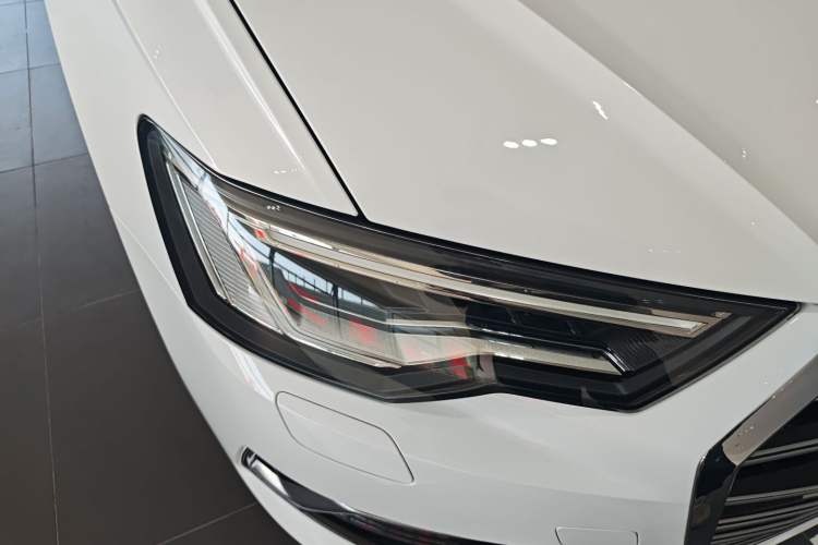 Used Audi A6L 2024 45 TFSI Prestige Elegant Edition Right Front Headlight