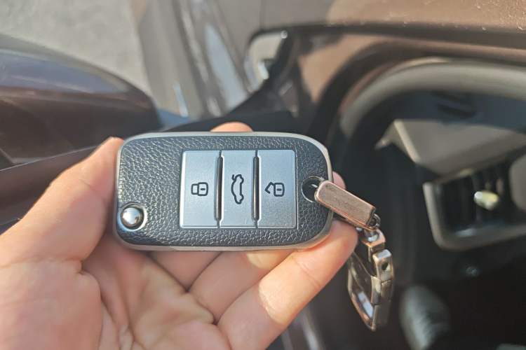 Used Roewe RX5 2019 20T Two-Wheel Drive Automatic 4G Connected Platinum Edition