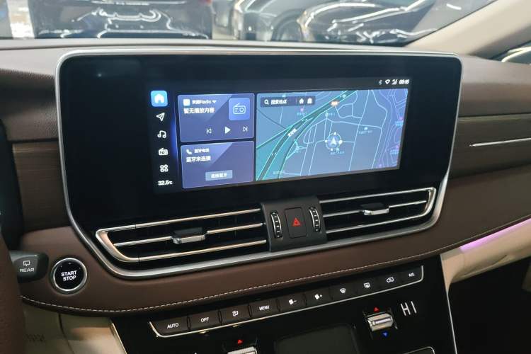 Used Bestune M9 2023 2.0T Ultimate Edition
