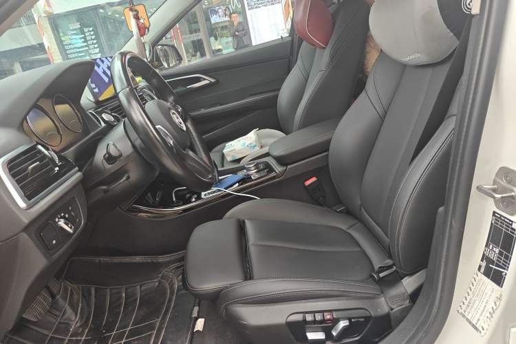 Used BMW 1 Series 2022 120i M Sport Night Edition Left Front Seat