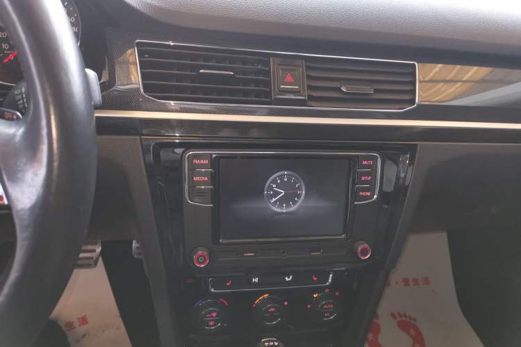 Used Volkswagen C-TREK 2017 230TSI DSG Luxury Model
