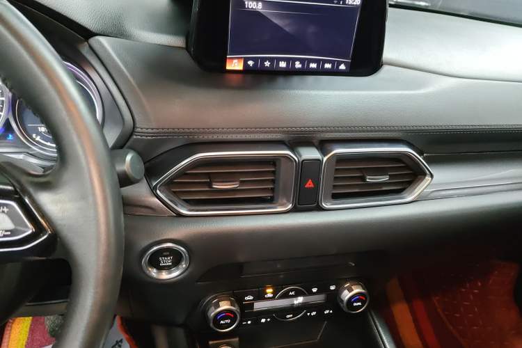Used Mazda CX-5 2020 2.0L Automatic Two-Wheel Drive Smart Version Audio And AC Panel