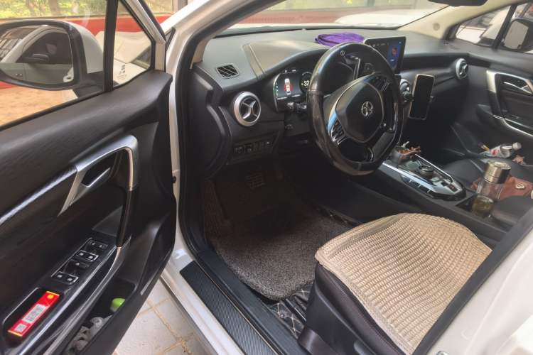 Used BAIC Beijing EU5 2019 R500 Smart Wind Edition Driver Seat