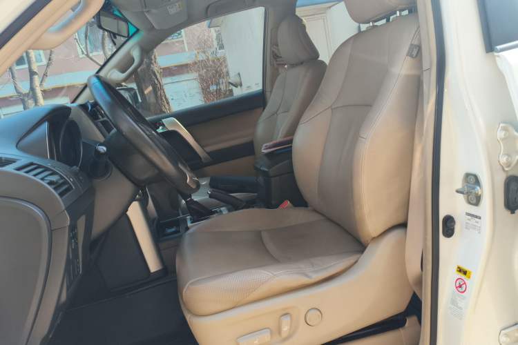 Used Toyota Prado 2010 4.0L Automatic TX-L
