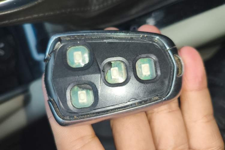 Used Cadillac XTS 2015 28T Comfort Model