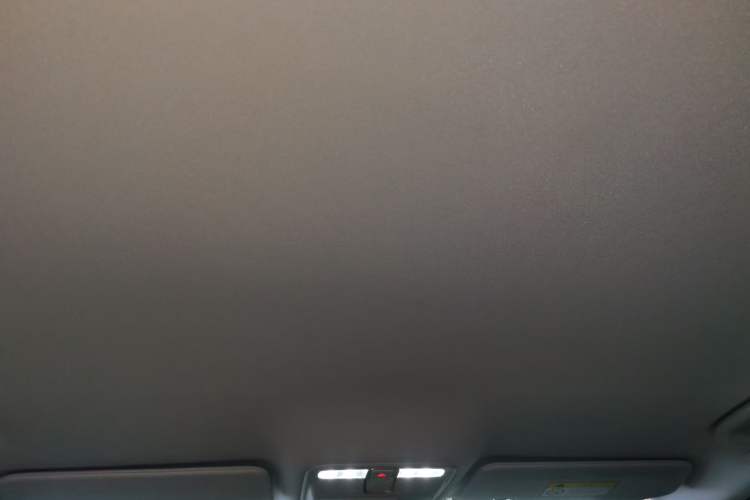 Used Baojun Yunhai 2025 Model 500km Pure Electric Travel Edition
