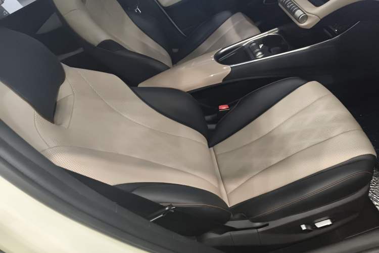 Used BYD Dolphin 2023 420 km Fashion Edition
