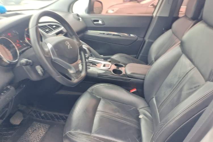 Used Peugeot 3008 2015 2.0L Automatic Trend Edition Left Front Seat