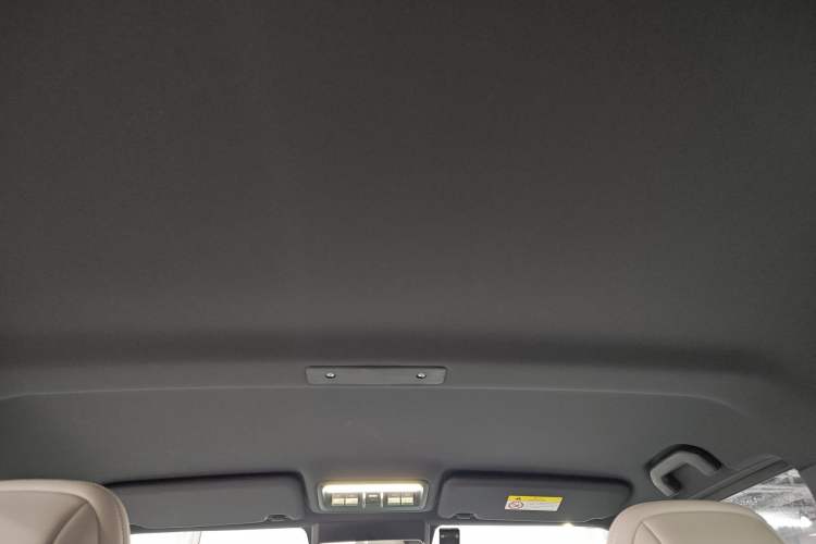 Used iCAR V23 2025 501 Four-Wheel Drive Advanced Version