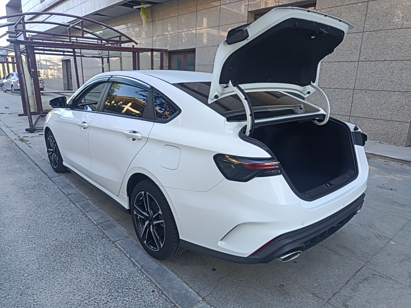 Geely Auto Binray 2024 Binrui COOL 1.5T DCT Champion Edition — снимка 4