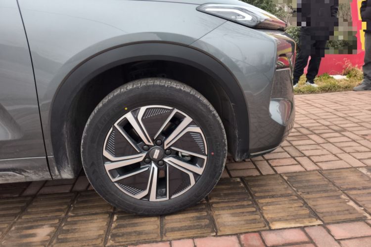 Used Geely Galaxy Xingjian 7 EM-i 2025 120km Launch+ Version
