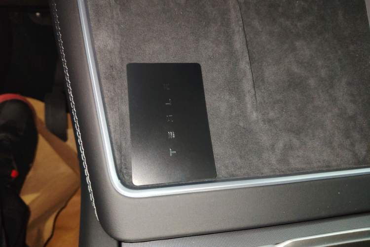 Used Tesla Model Y 2026 Rear-Drive Model
