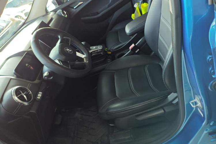 Used BYD Yuan New Energy 2019 EV535 Smart Connect Trendsetting Model Left Front Seat