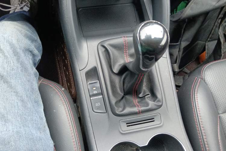 Used Changan CS75 2014 2.0L Manual Luxury Version China V Standard