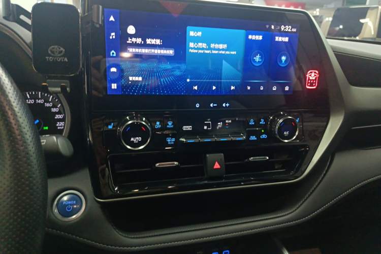 Used Toyota Highlander 2022 Dual-Engine 2.5L Four-Wheel Drive Prestige Version 7 Seats
