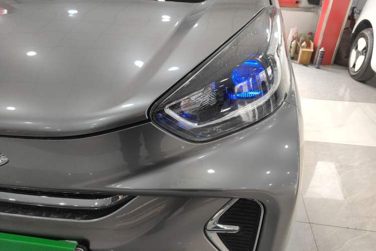 Used Chery QQ Little Ant 2022 Sweet Pink Edition Half-Sugar Version 3-Cell Lithium 30kW 408km Left Front Headlight