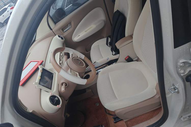 Used Wuling Hongguang MINIEV 2025 Four-Door Version Advanced Edition
