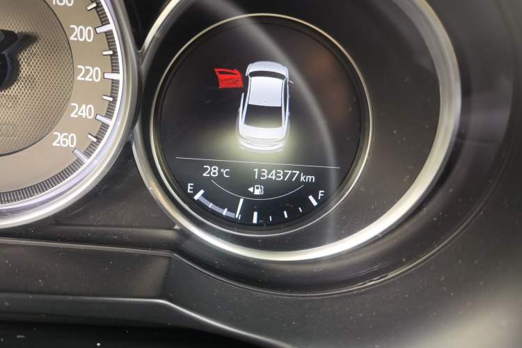 Used Mazda Atenza 2018 2.5L Blue Sky Prestige Edition China V Standard Odometer Close Up