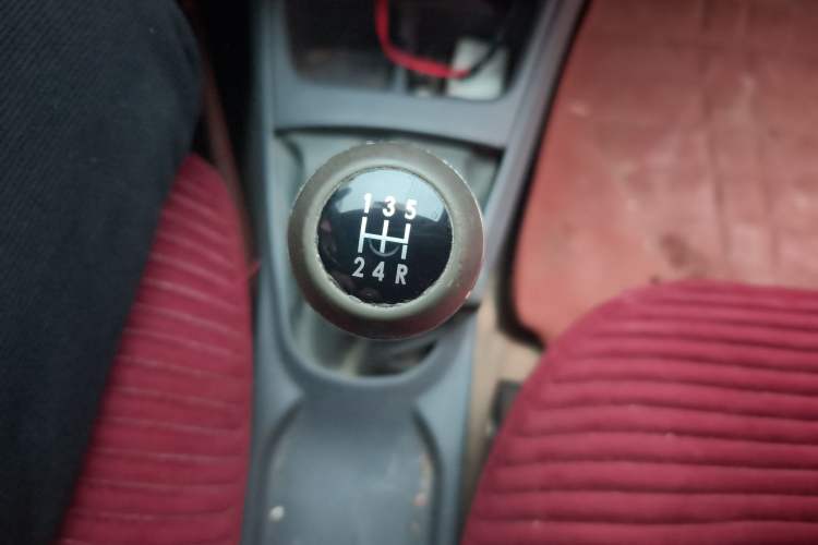 Used Geely Auto Diamond 2013 1.5L Manual Elite Model
