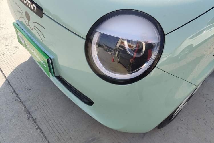 Used CHANGAN NEVO Lumin 2022 155 km – Refreshingly Sweet Edition Left Front Headlight