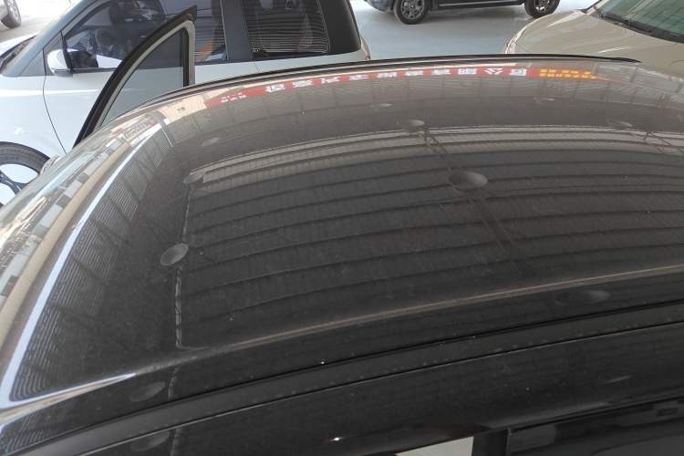 Used Wuling Hongguang MINIEV 2025 Four-Door Version Zhenxiang+ Edition Roof