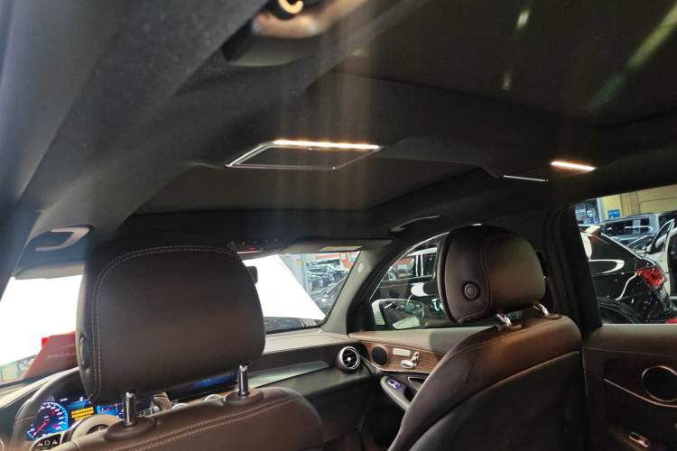 Used Mercedes-Benz GLC 2021 GLC 260 L 4MATIC Luxury Model
