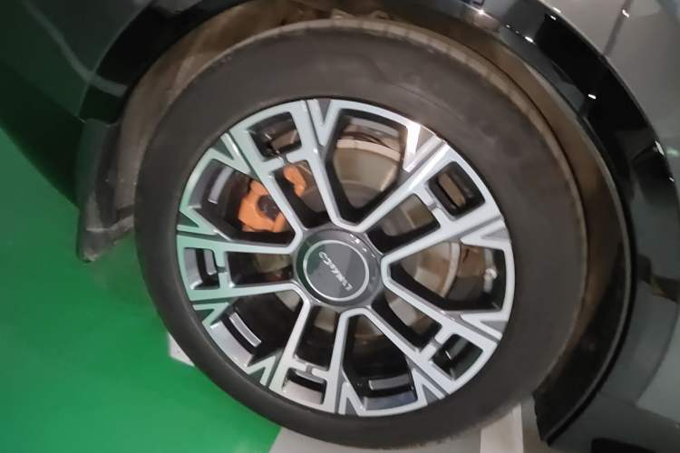 Used Lynk & Co 900 2025 2.0T Ultra
